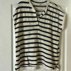 Short sleeve, navy and cream striped top